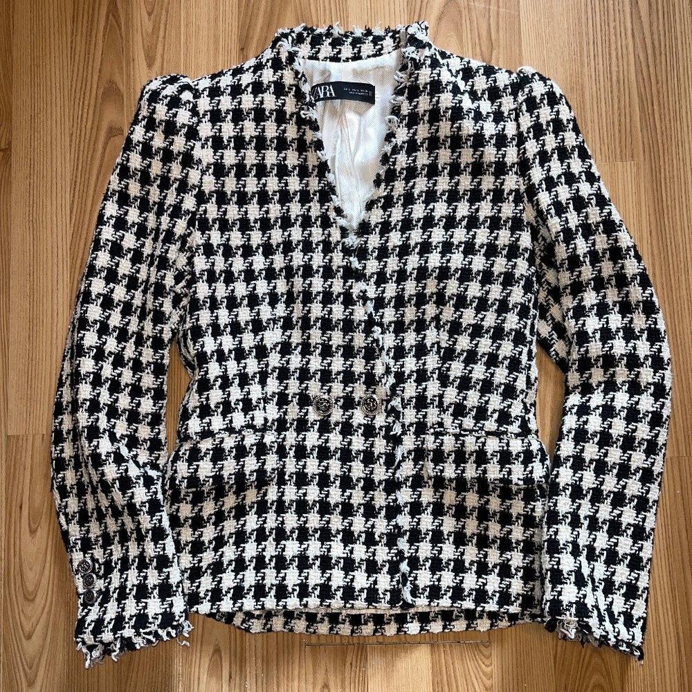 Zara (S) houndstooth cotton blazer, fitted, like new.